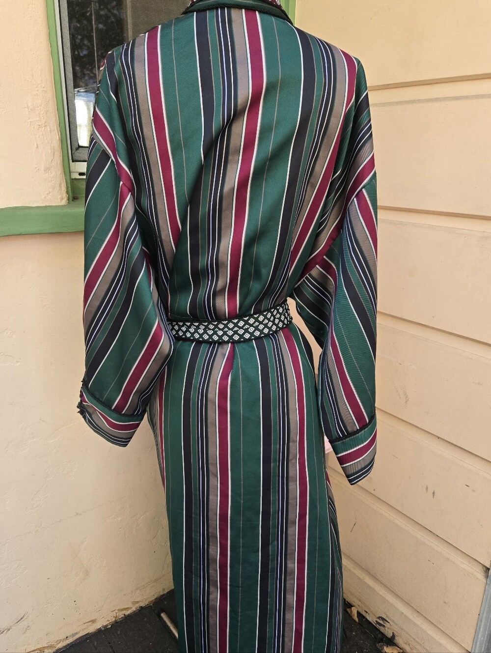 Vintage Victoria's Secret Striped Paisley Elegant Full Length Robe - Picture 3 of 7